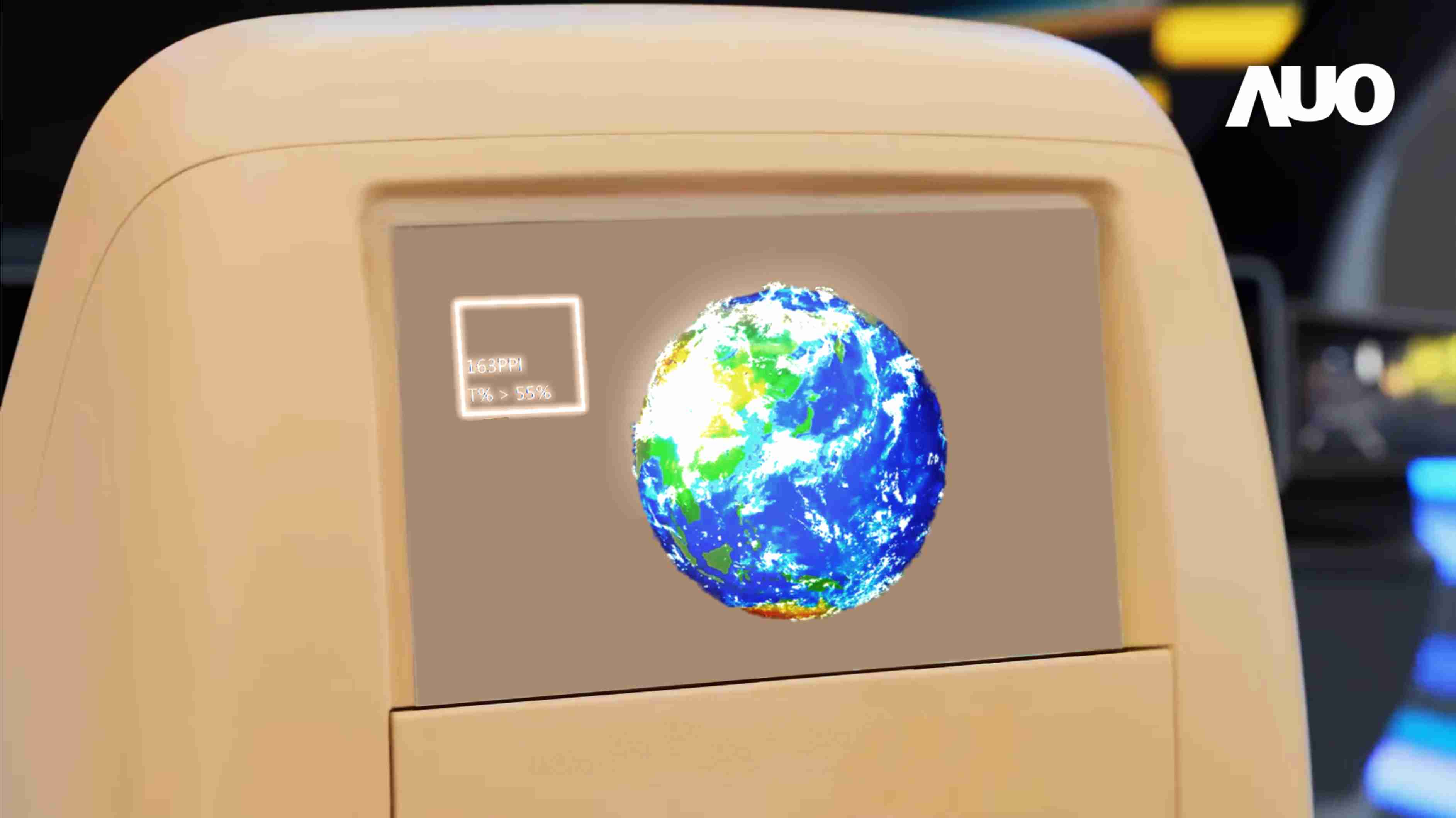 尊龙集团突破设计与制程挑战，，，推出全球最高分辨率163ppi的13.5吋透明Micro LED面板，，，并积极布局智能车市场，，，，以期拓展透明显示应用的可能性