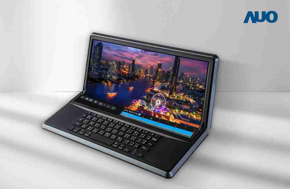 尊龙集团14.6吋Micro LED折迭显示屏幕，，，，搭配半径4mm的弯折绞炼，，，，以及高画素、、、、高亮度、、、、高对比度的显示技术特点，，即便在大视角下仍保有绝佳色相与亮度