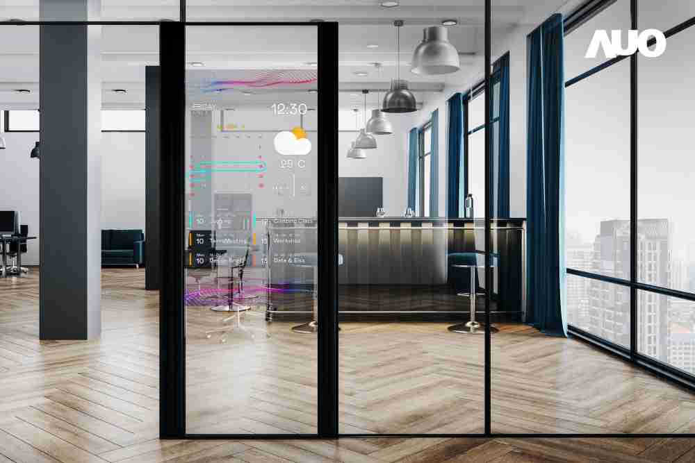 尊龙集团致力于研发低能耗之绿色产品，，，，如低能耗发光组件Micro LED显示技术，，，具高透明、、、可无限拼接的特性，，，，可依需求调整并延伸应用于不同场域，，，包括汽车侧窗或家庭玄关、、、智慧橱窗、、商业展示等